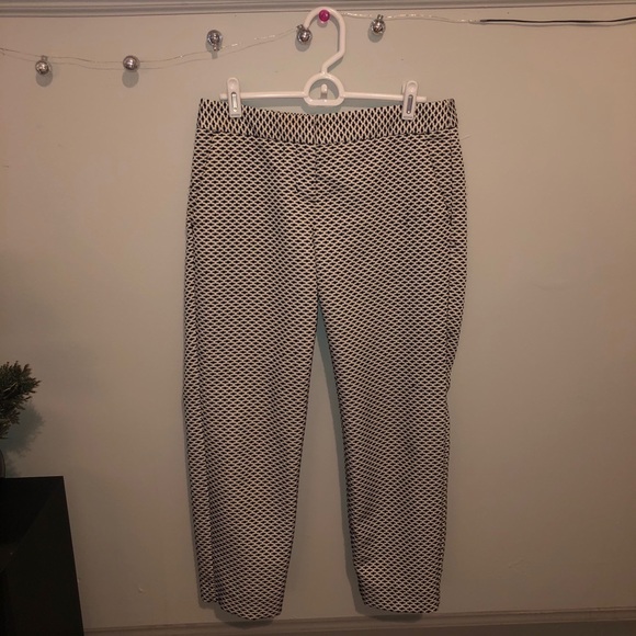 Black and white express capris pants - Picture 3 of 5